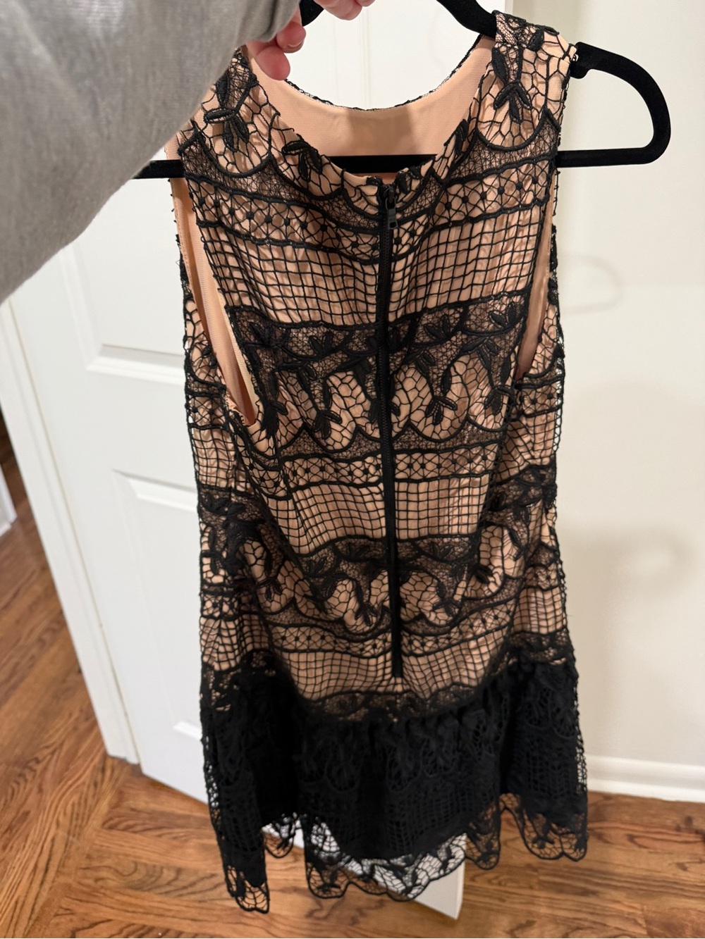 Cute preppy mini dress - Picture 2 of 3